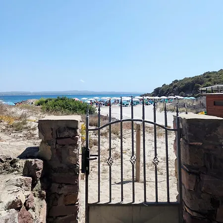 La Casa Sulla Spiaggia, *